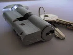 Long Beach NY Locksmith Store Long Beach, NY 516-262-3218 - broken-key-extraction